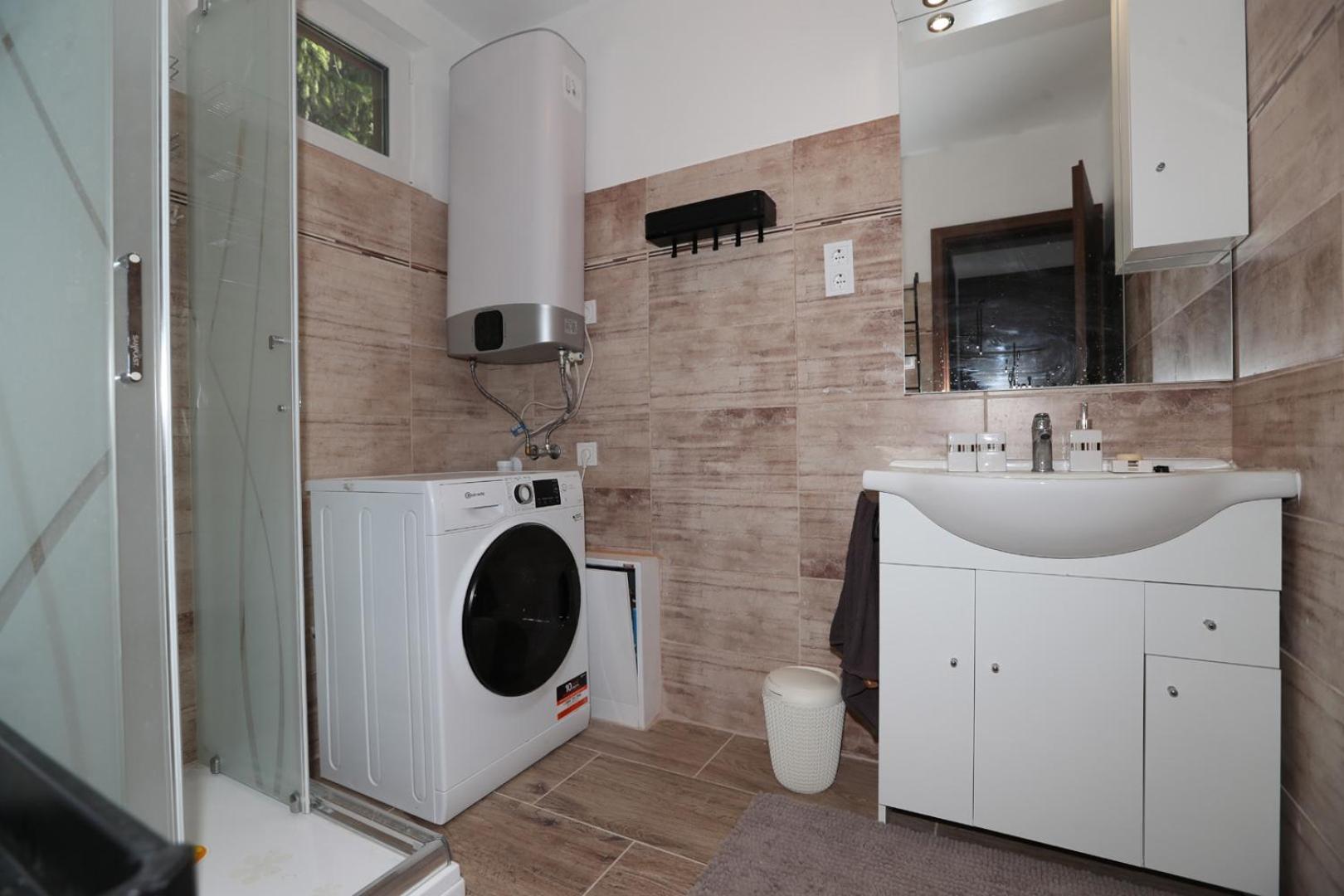 שיופוק Four Flowers Apartman מראה חיצוני תמונה