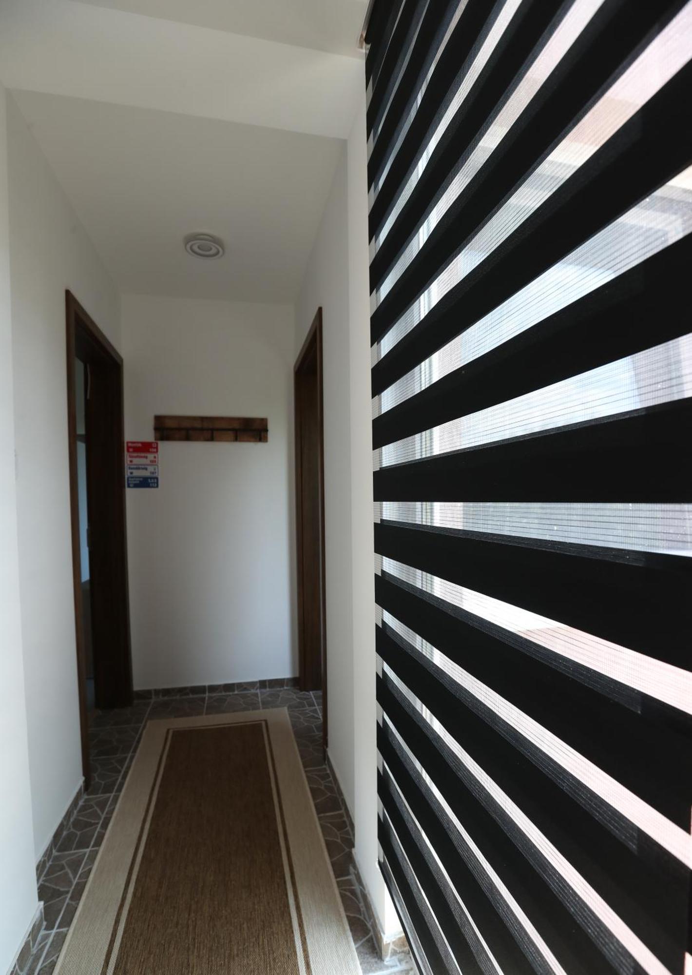 שיופוק Four Flowers Apartman מראה חיצוני תמונה